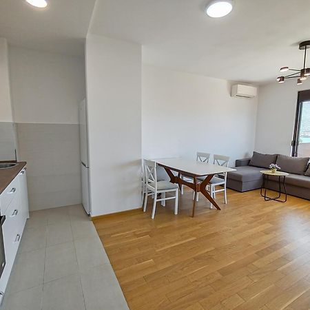 Sea View Apartment In Becici Будва Екстер'єр фото